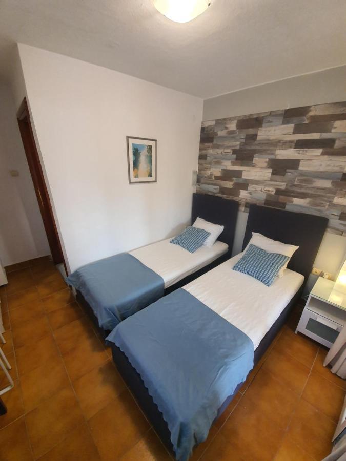 Sunset_Apartments Only 15 Meters From The Sea Neos Marmaras Exterior photo