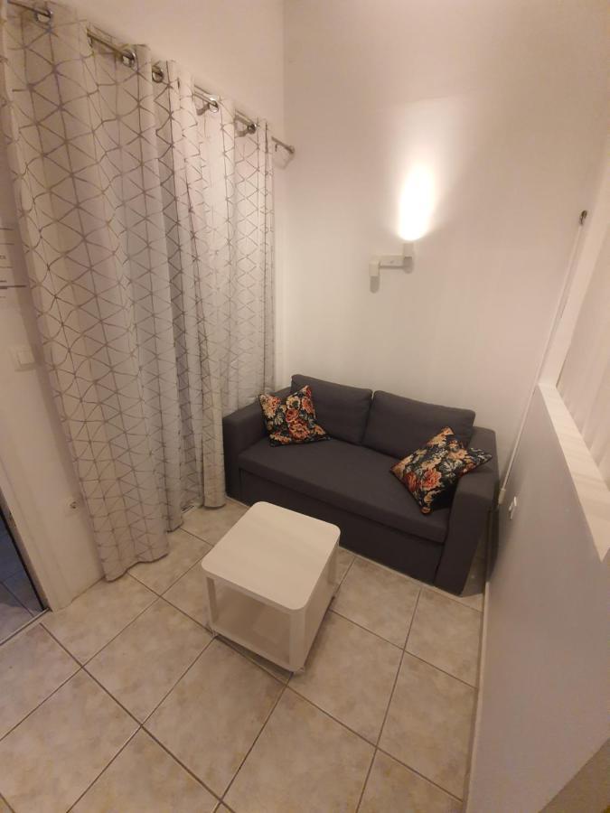 Sunset_Apartments Only 15 Meters From The Sea Neos Marmaras Exterior photo