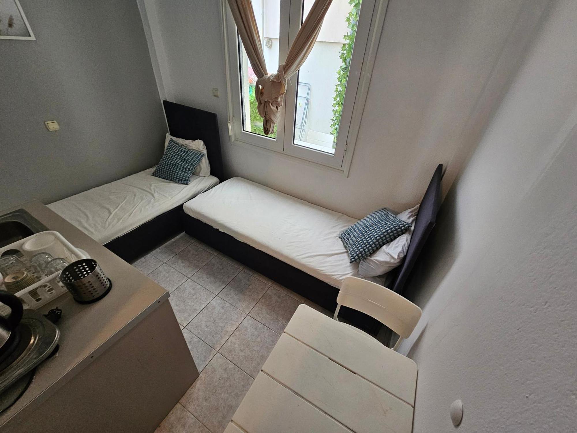 Sunset_Apartments Only 15 Meters From The Sea Neos Marmaras Room photo